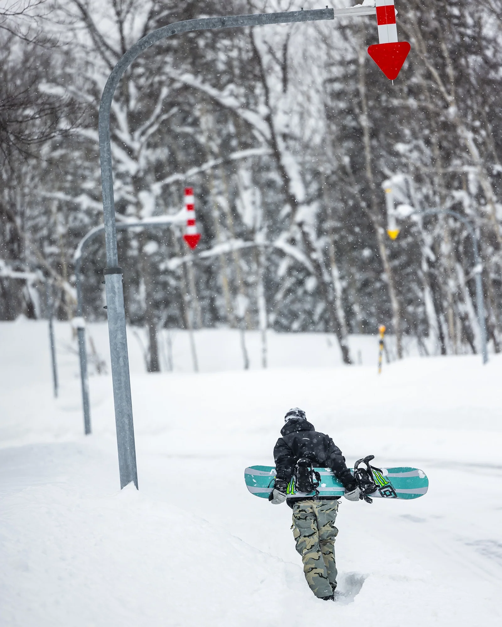 Goliath Men's Snowboard - Image 5